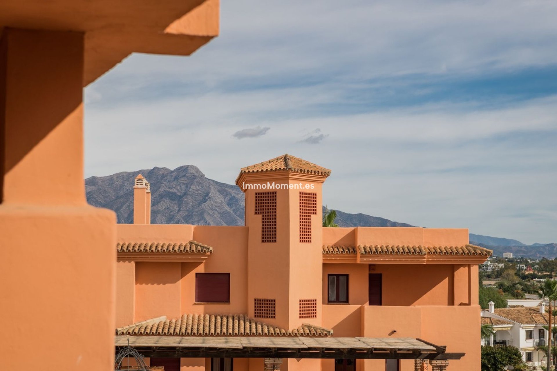 Resale - Apartment - Benahavís - Benahavís Centro