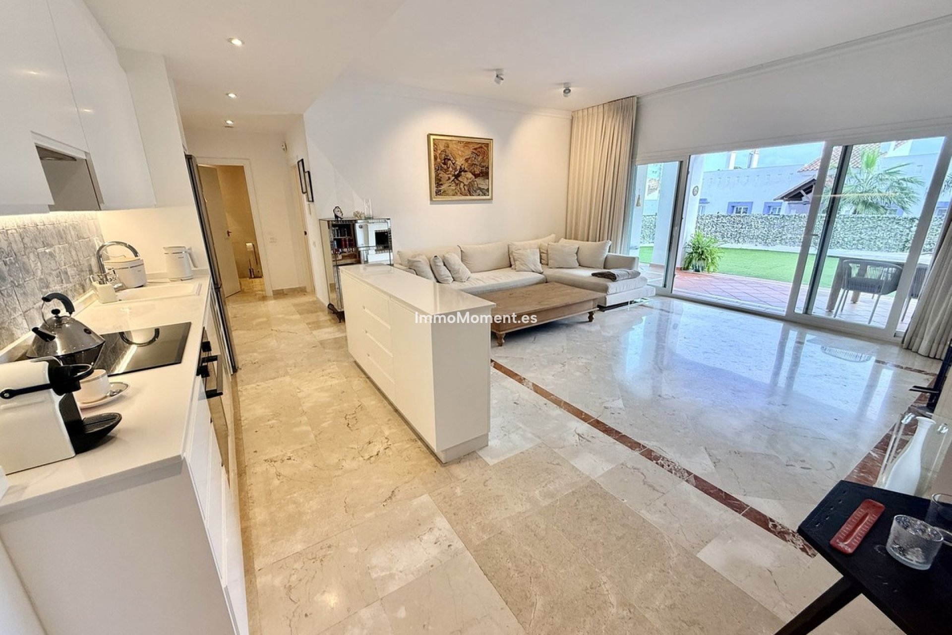 Resale - Apartment - Benahavís - Benahavís Centro