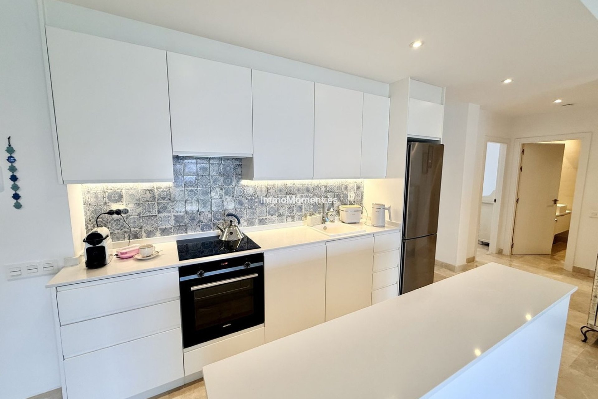 Resale - Apartment - Benahavís - Benahavís Centro