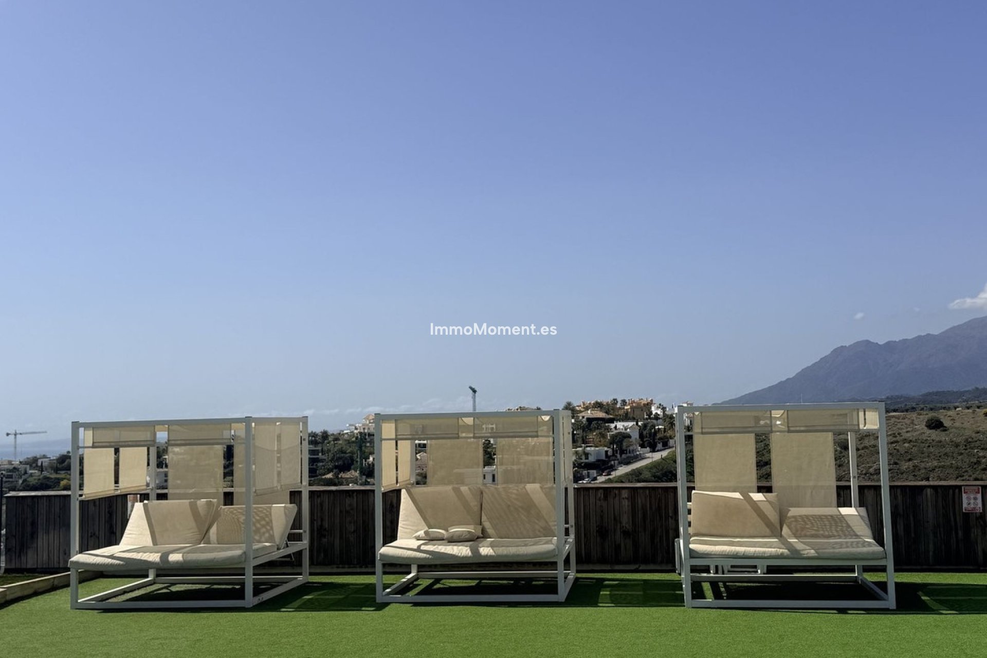 Resale - Apartment - Benahavís - Benahavís Centro