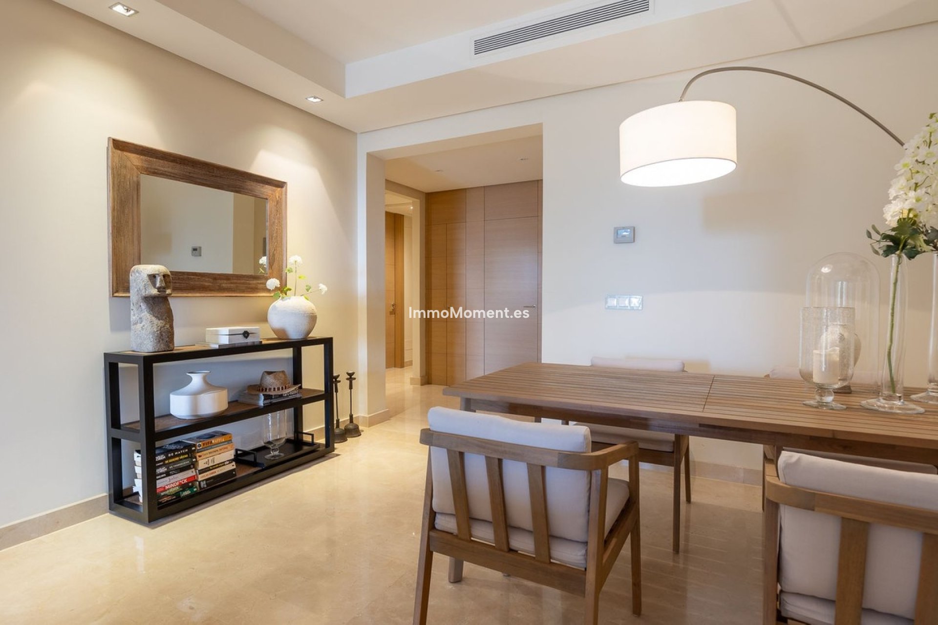 Resale - Apartment - Benahavís - Benahavís Centro