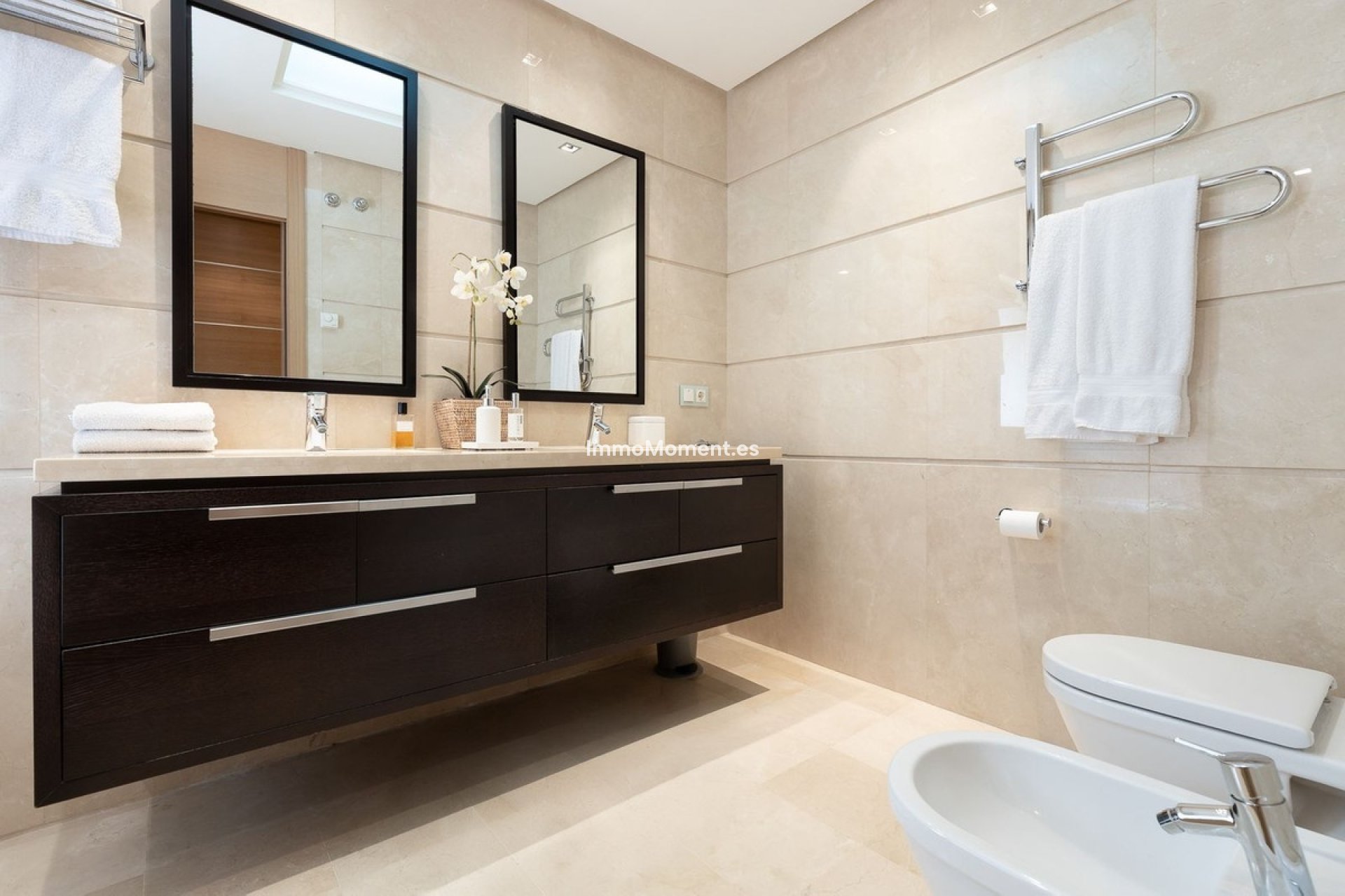 Resale - Apartment - Benahavís - Benahavís Centro