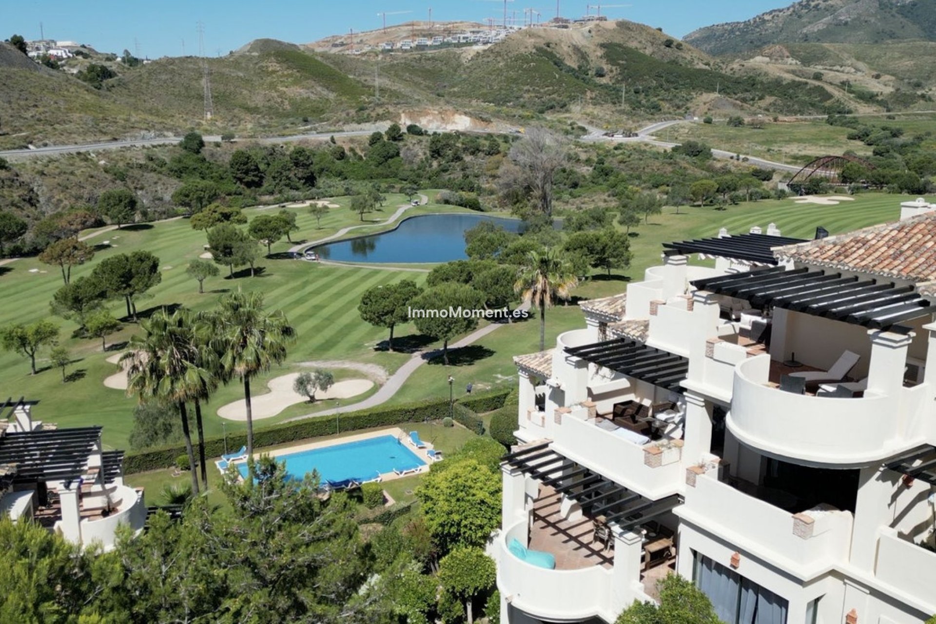 Resale - Apartment - Benahavís - Benahavís Centro