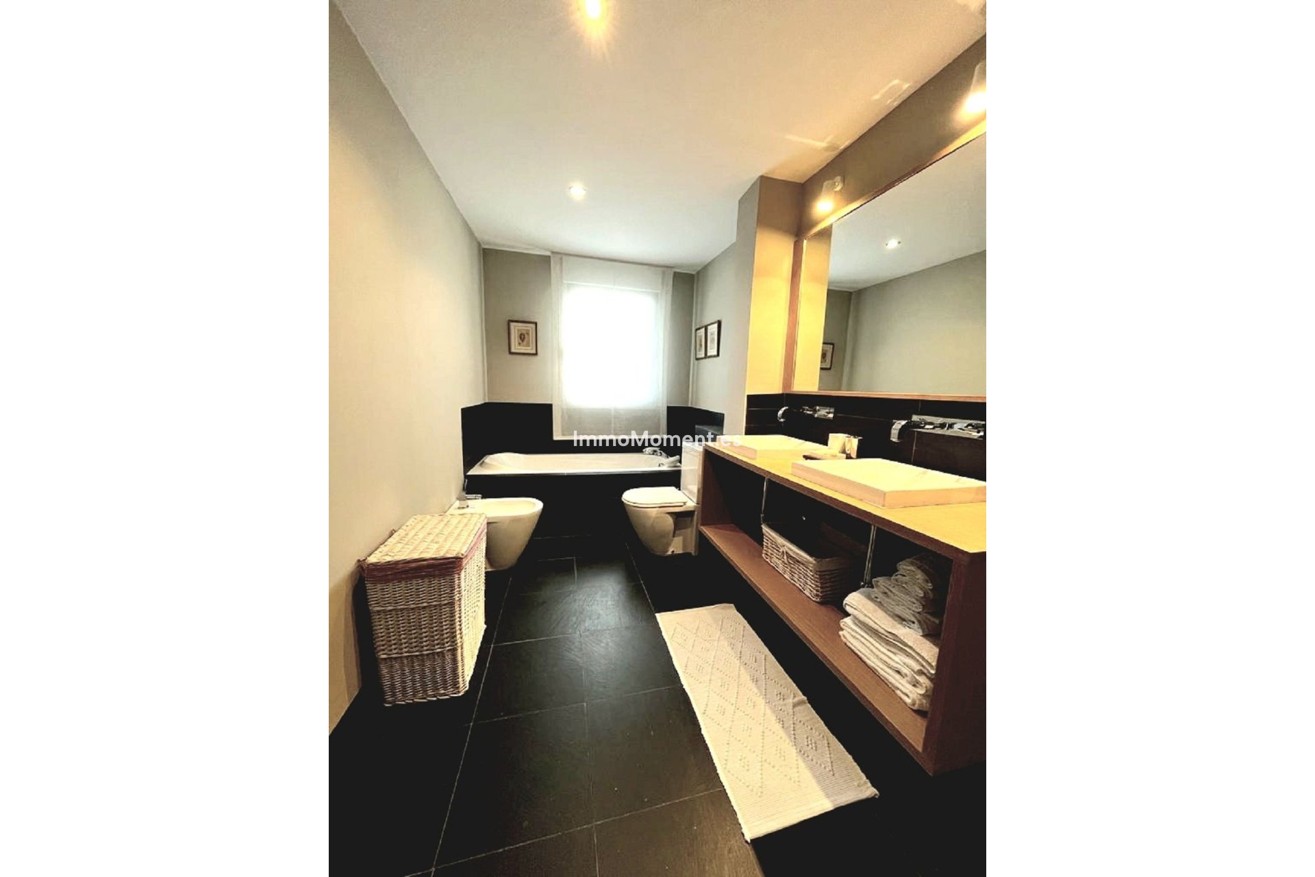 Resale - Apartment - Benahavís - Benahavís Centro