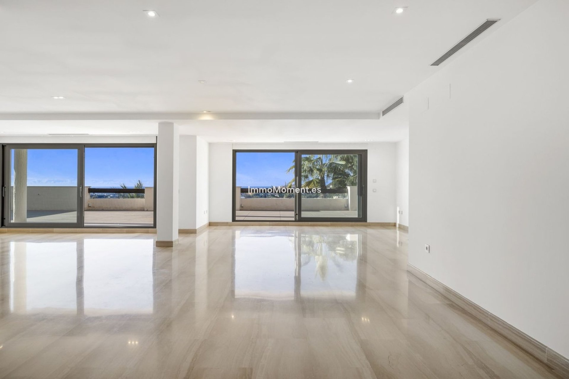 Resale - Apartment - Benahavís - Benahavís Centro