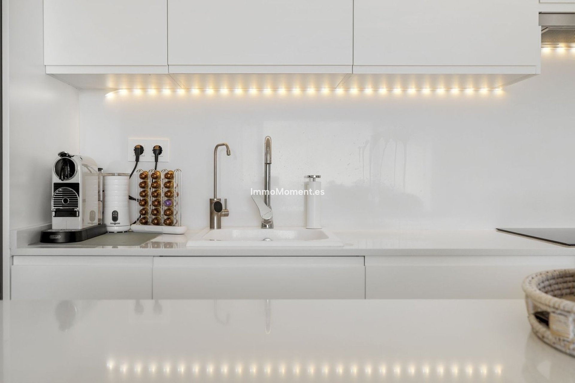 Resale - Apartment - Benahavís - Benahavís Centro