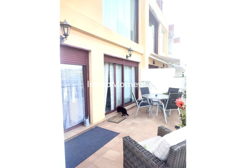 Resale - Apartment - Benahavís - Benahavís Centro