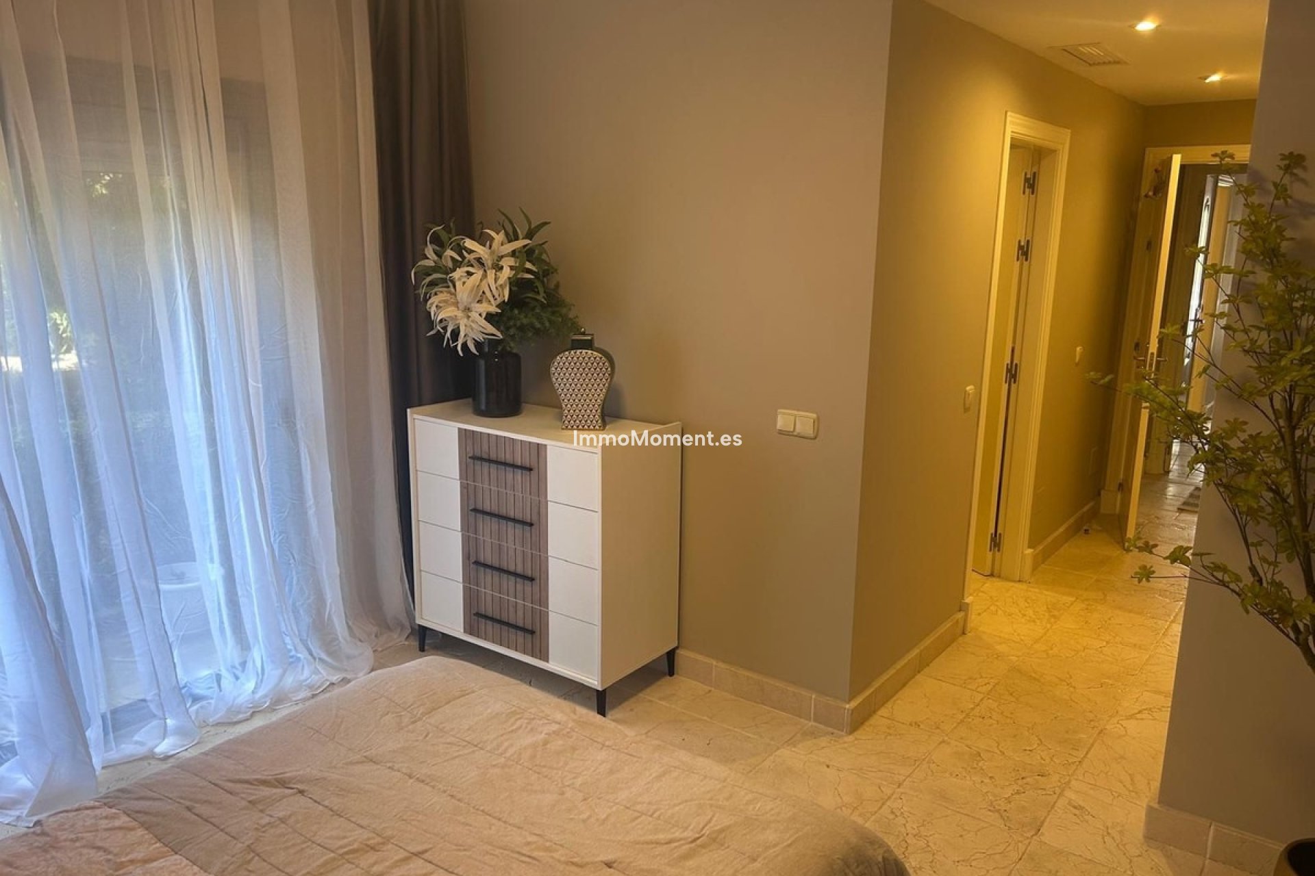 Resale - Apartment - Benahavís - Benahavís Centro