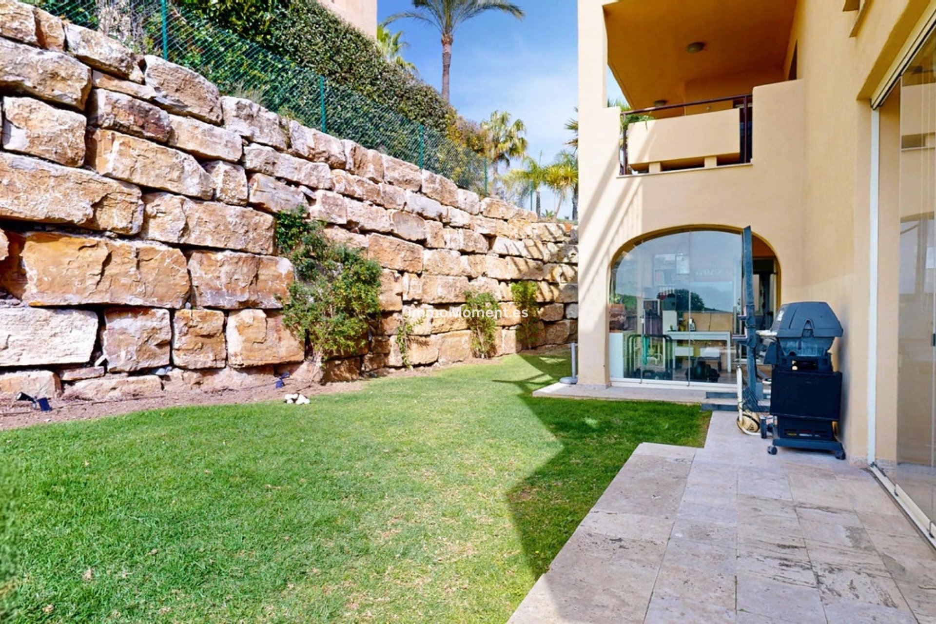 Resale - Apartment - Benahavís - Benahavís Centro