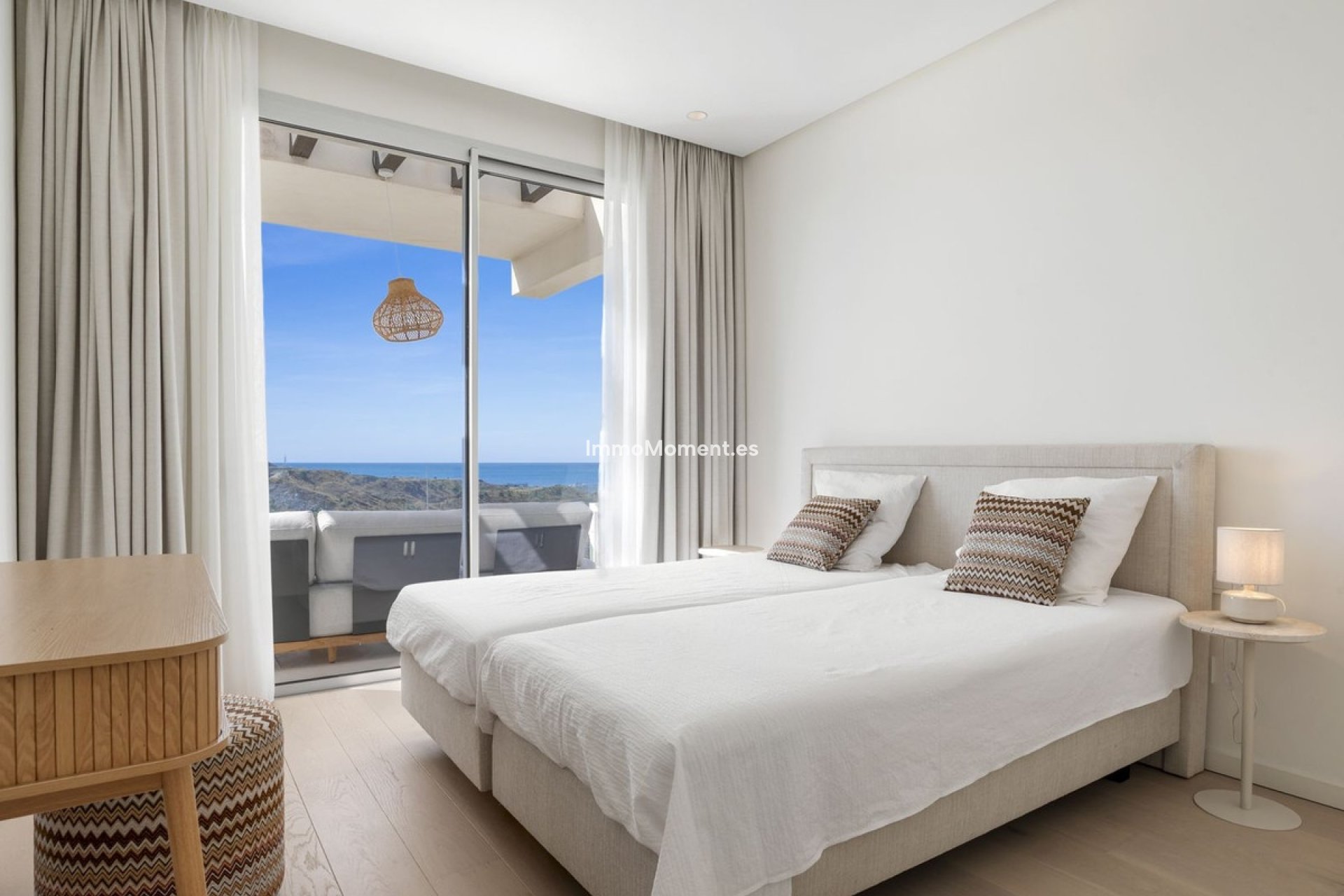 Resale - Apartment - Benahavís - Benahavís Centro