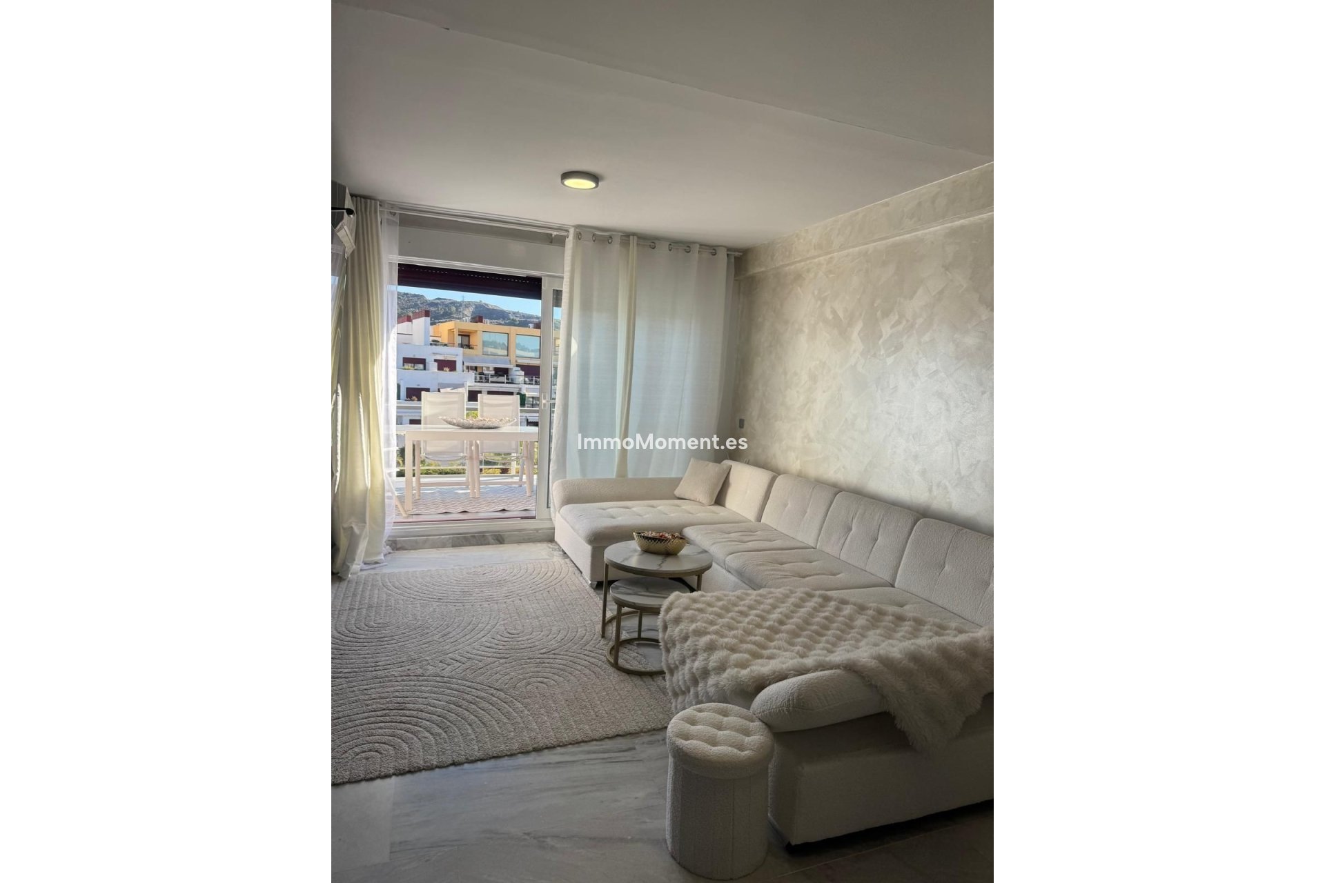 Resale - Apartment - Benahavís - Benahavís Centro