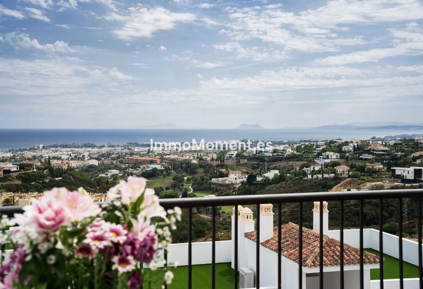 Resale - Apartment - Benahavís - Benahavís Centro