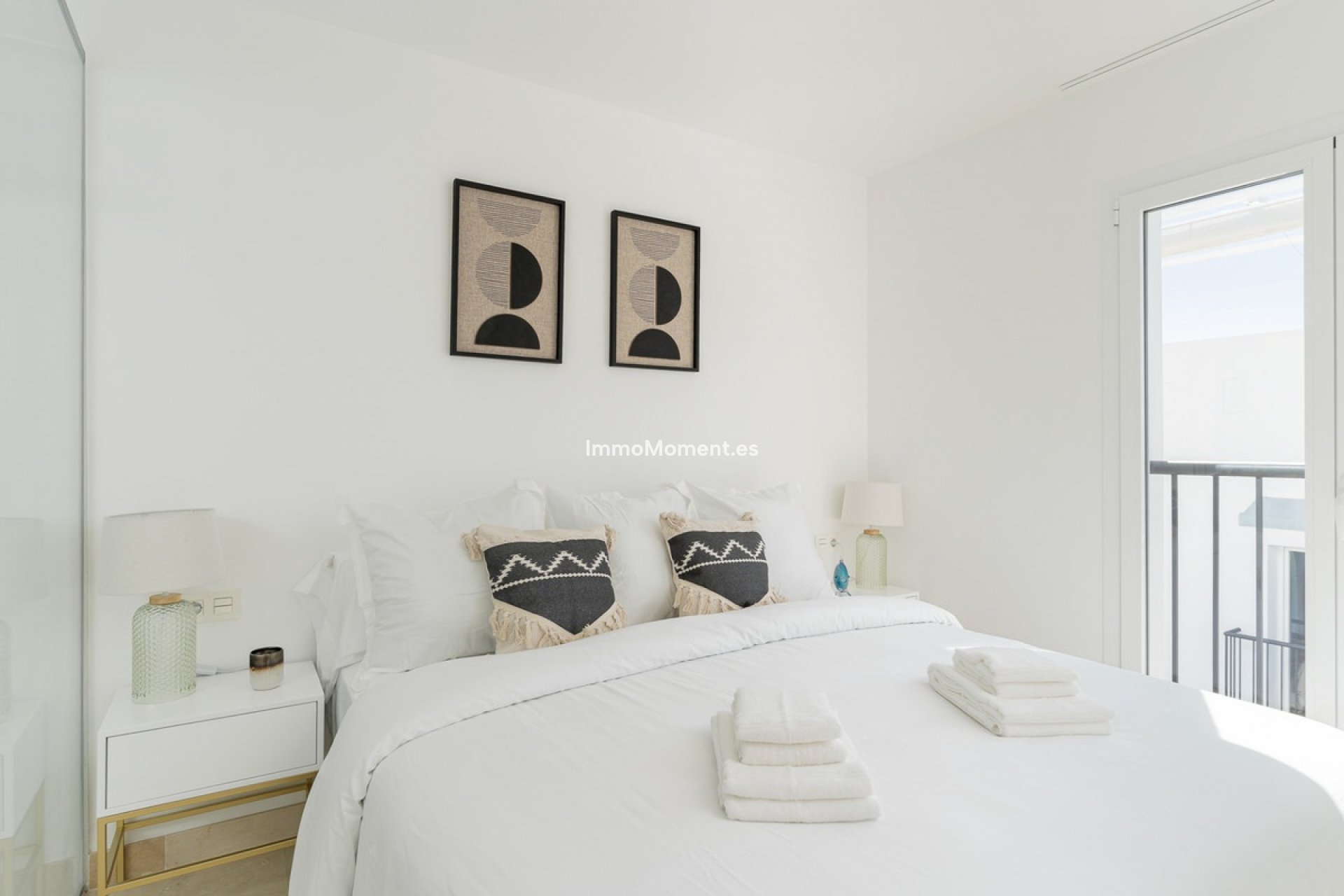 Resale - Apartment - Benahavís - Benahavís Centro