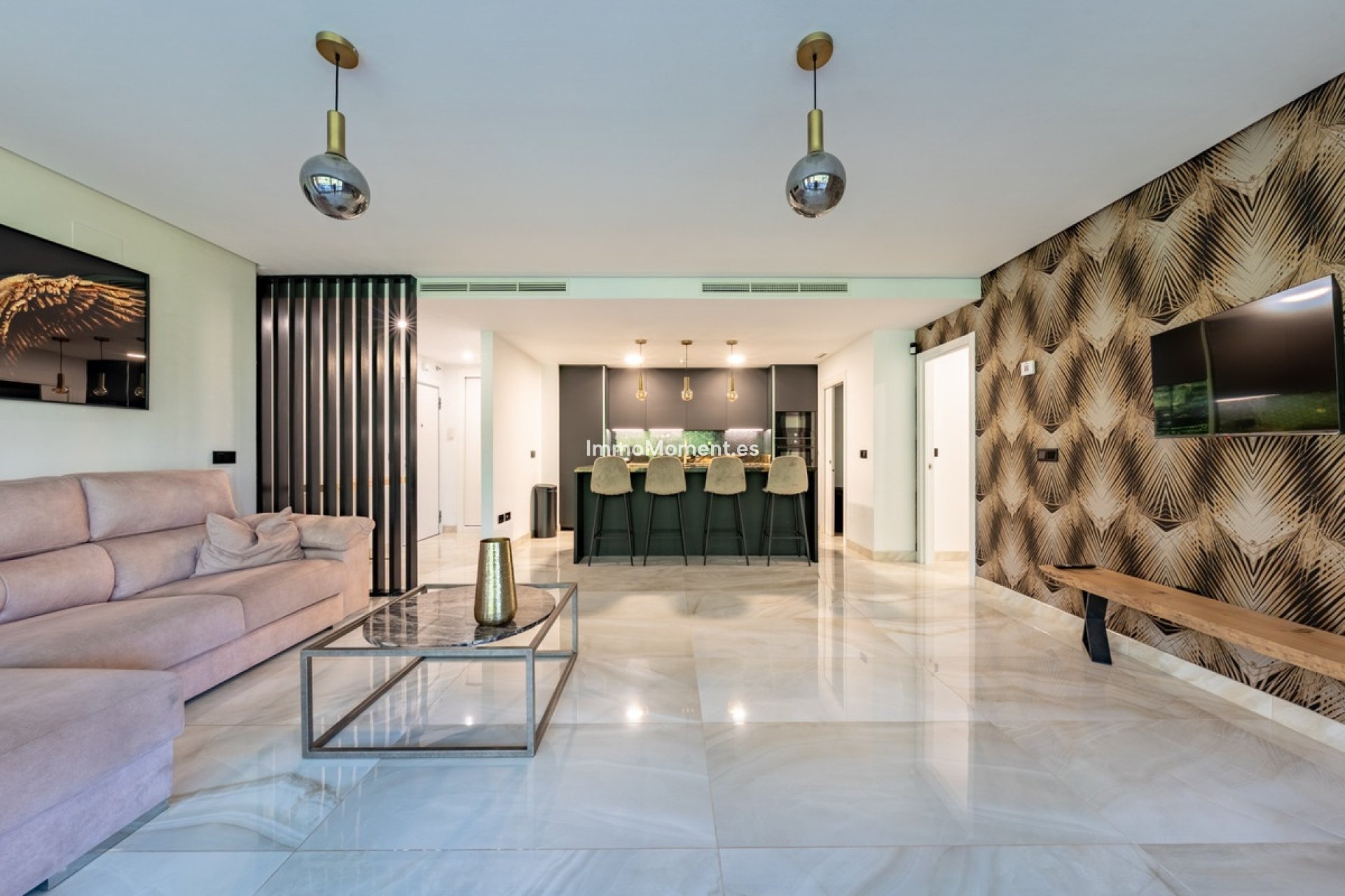 Resale - Apartment - Benahavís - Benahavís Centro