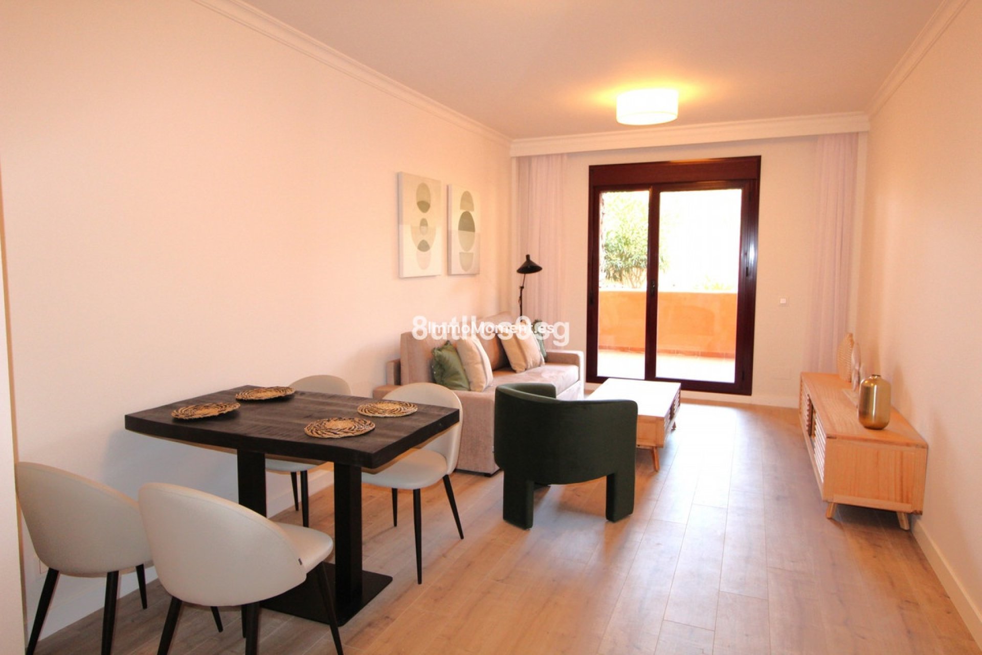 Resale - Apartment - Benahavís - Benahavís Centro