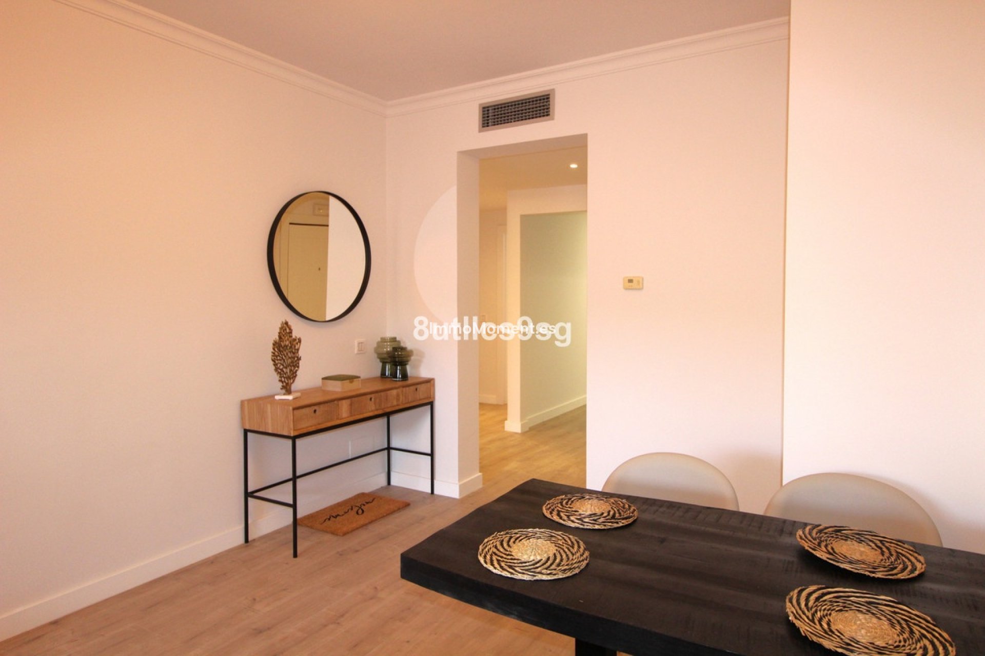 Resale - Apartment - Benahavís - Benahavís Centro