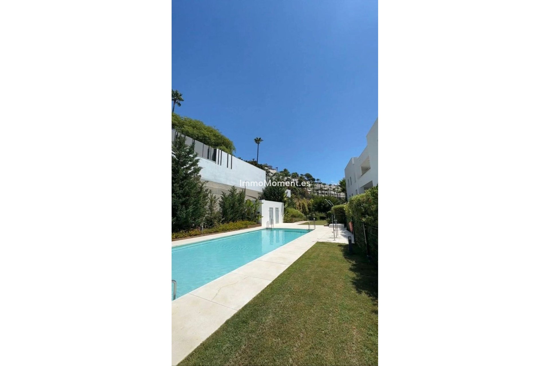 Resale - Apartment - Benahavís - Benahavís Centro