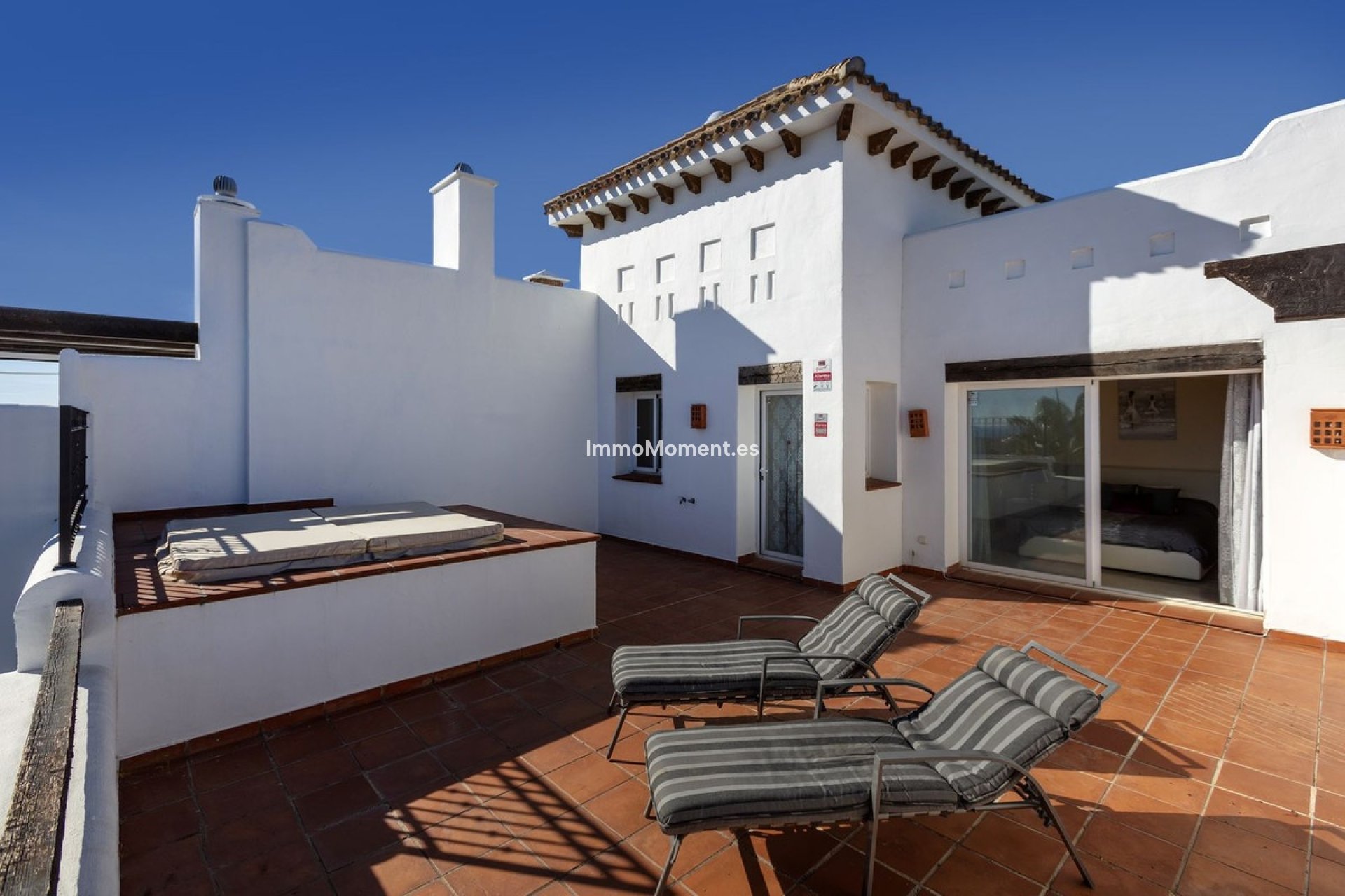 Resale - Apartment - Benahavís - Benahavís Centro