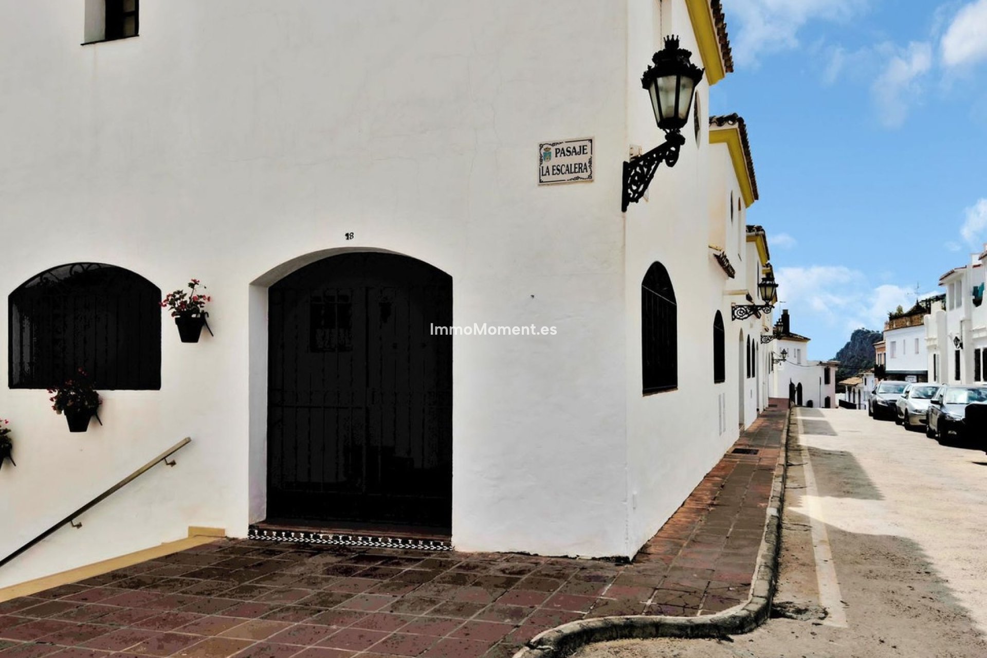 Resale - Apartment - Benahavís - Benahavís Centro