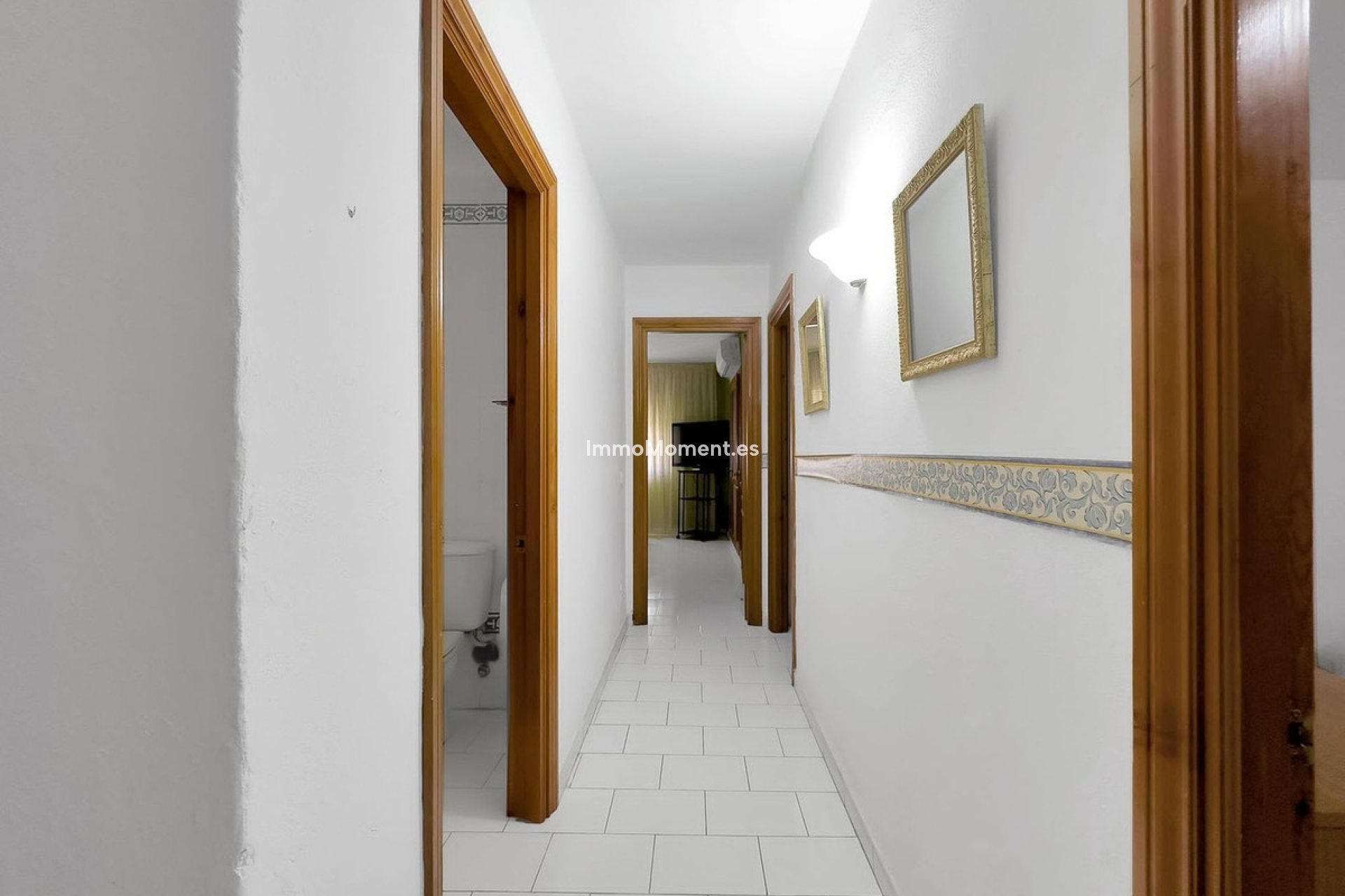 Resale - Apartment - Benahavís - Benahavís Centro