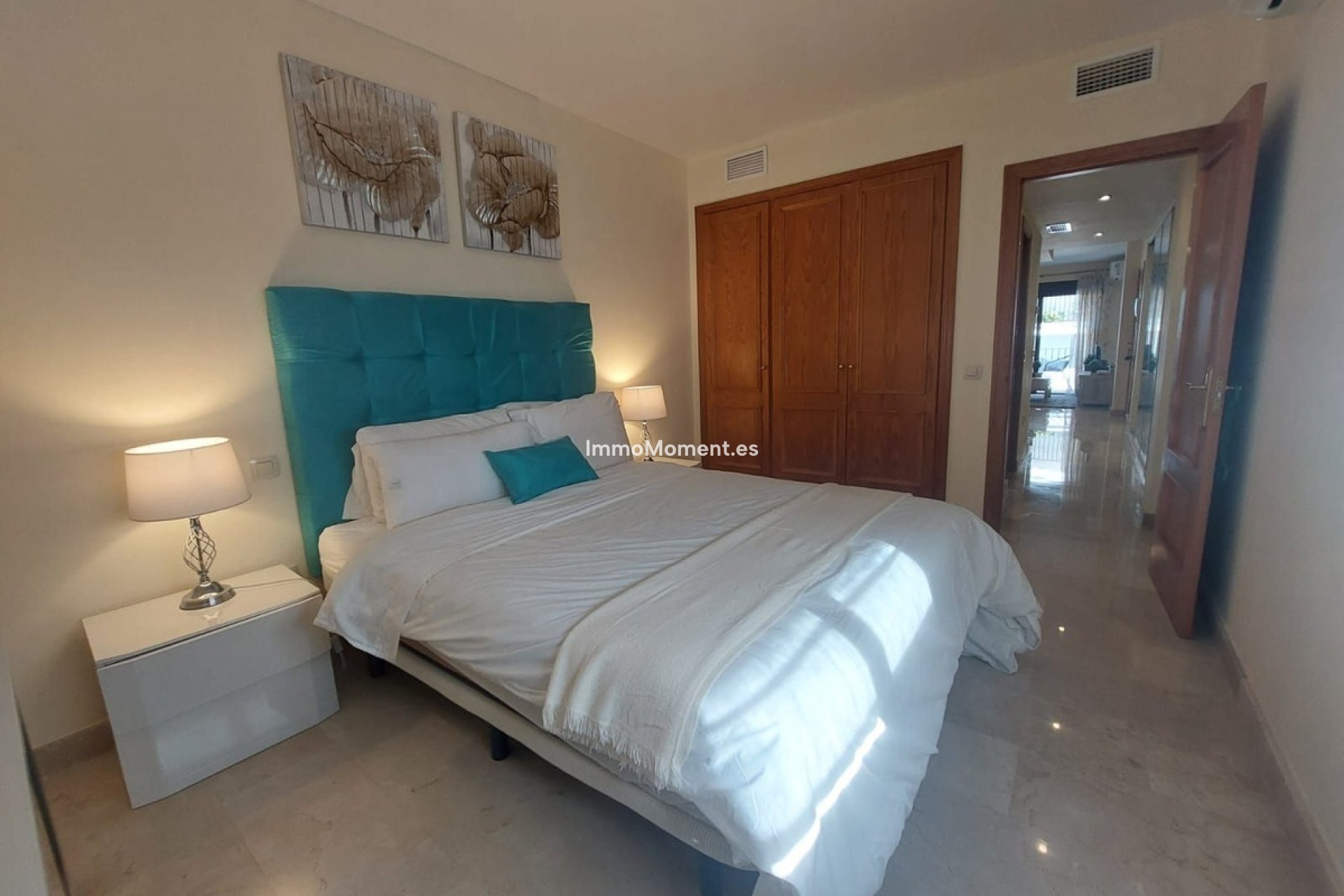 Resale - Apartment - Benahavís - Benahavís Centro