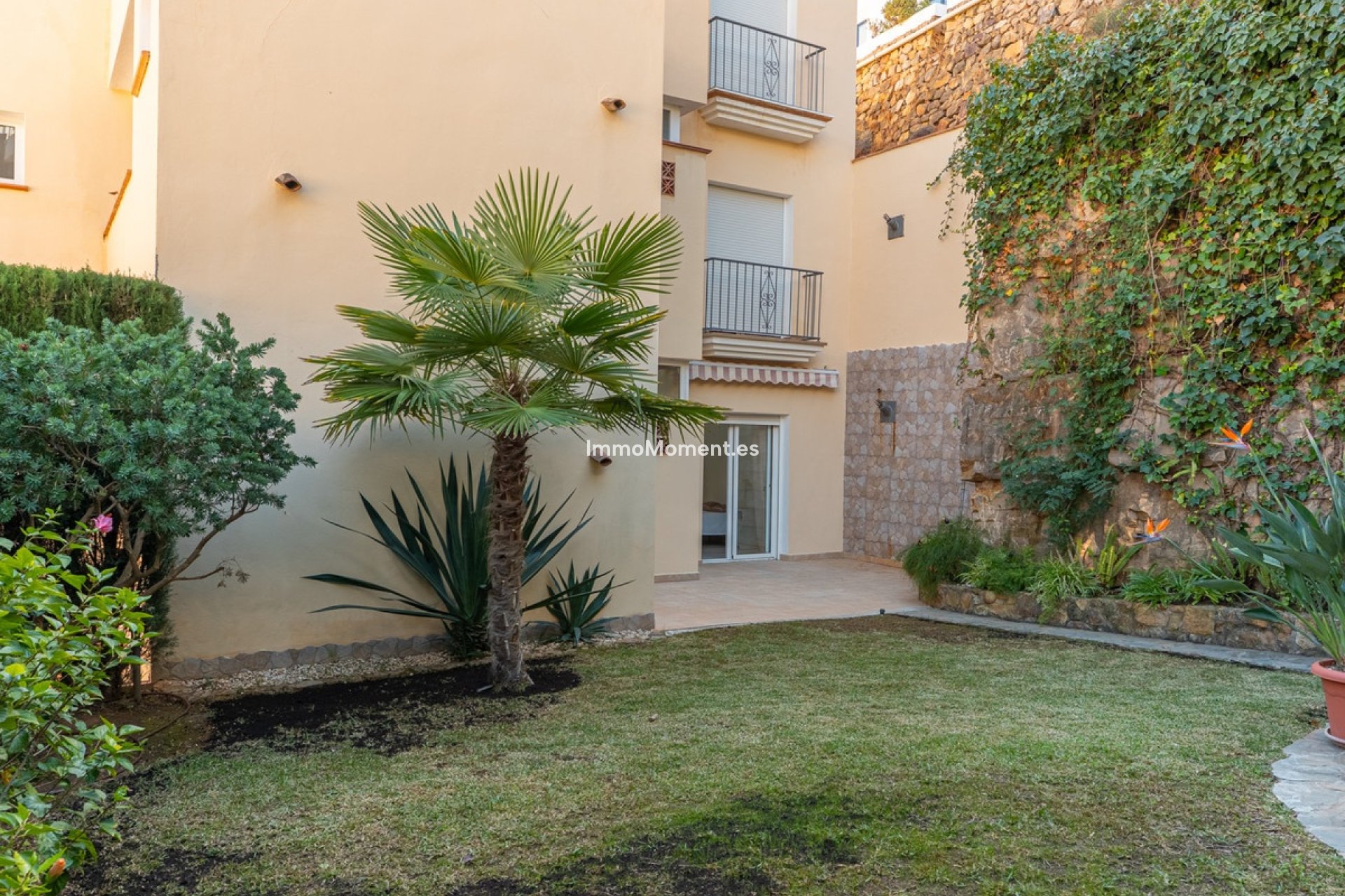Resale - Apartment - Benahavís - Benahavís Centro