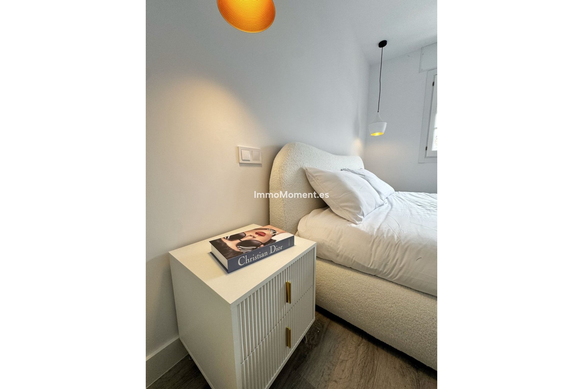 Resale - Apartment - Benahavís - Benahavís Centro