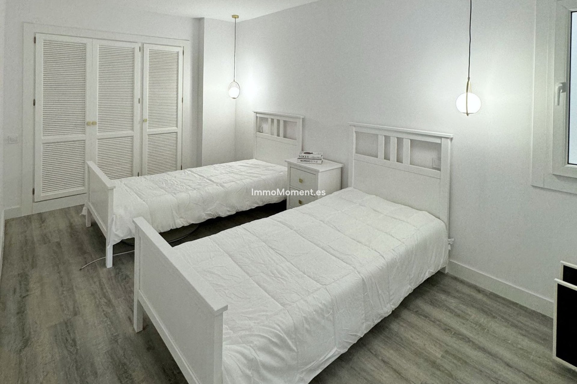 Resale - Apartment - Benahavís - Benahavís Centro