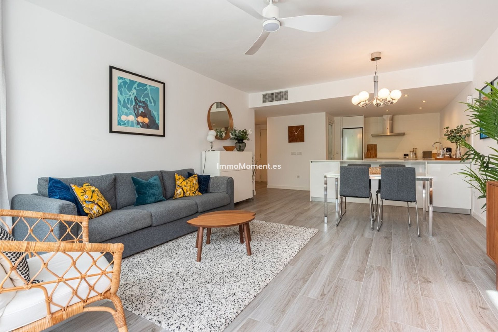 Resale - Apartment - Benahavís - Benahavís Centro