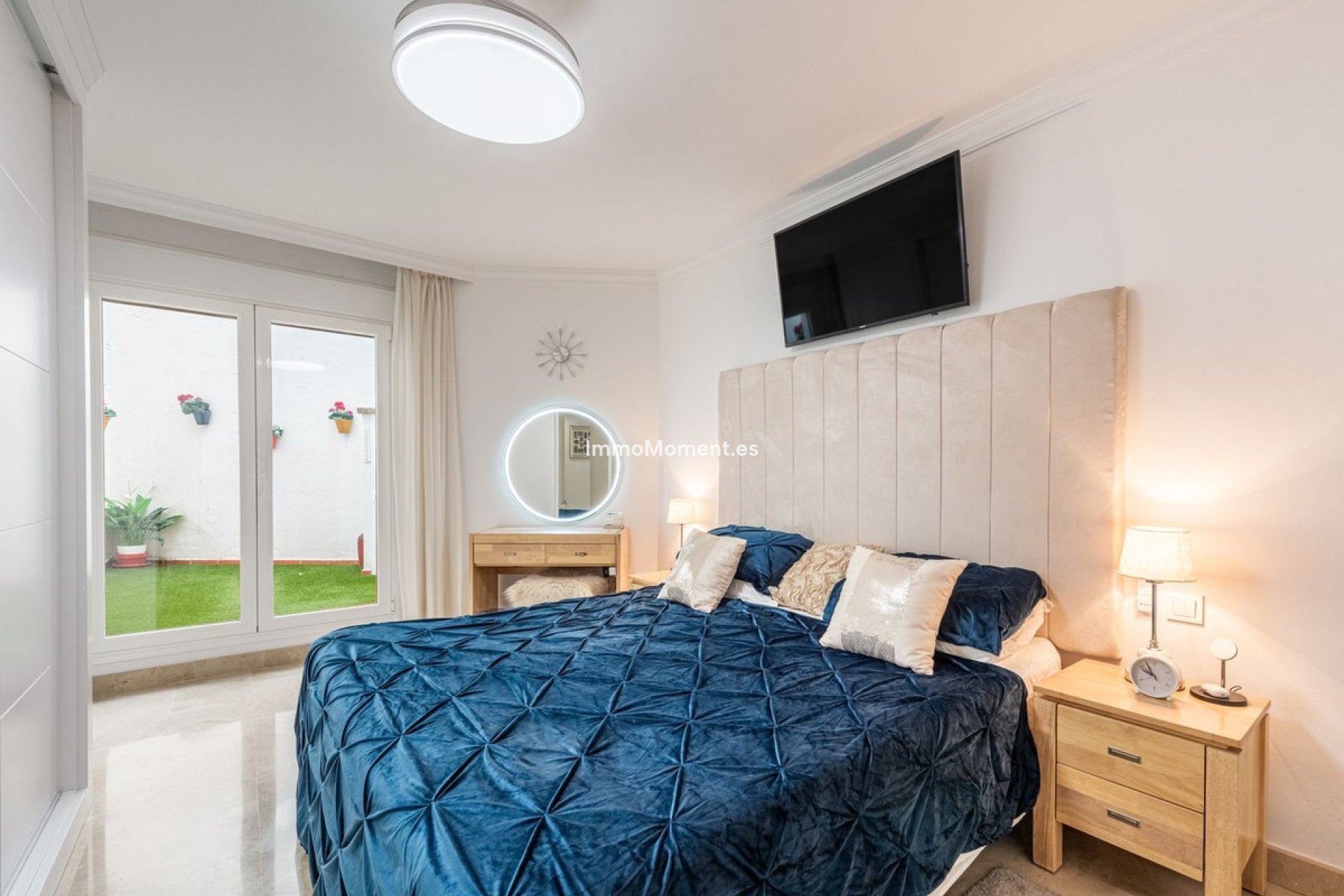 Resale - Apartment - Benahavís - Benahavís Centro