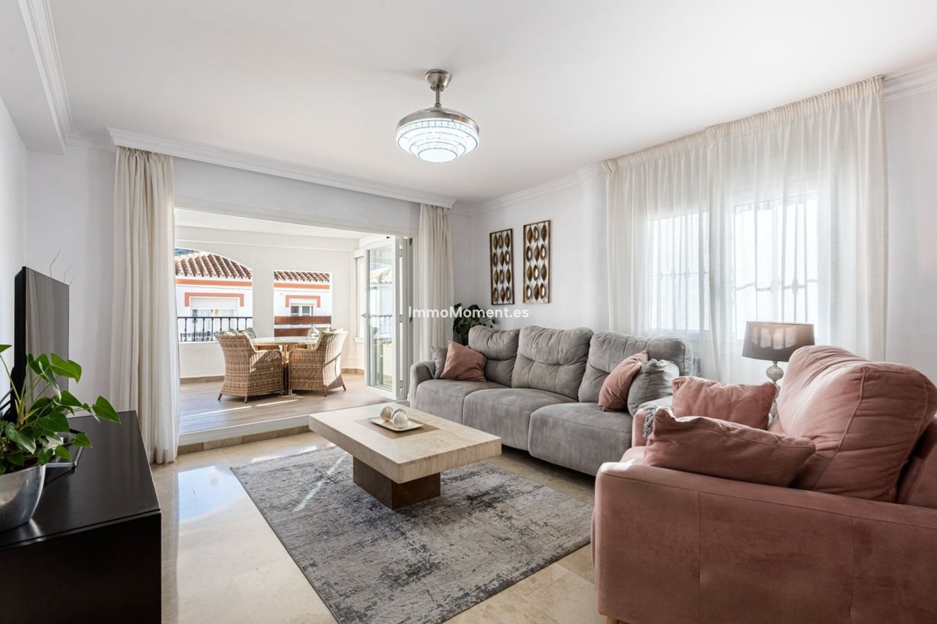 Resale - Apartment - Benahavís - Benahavís Centro