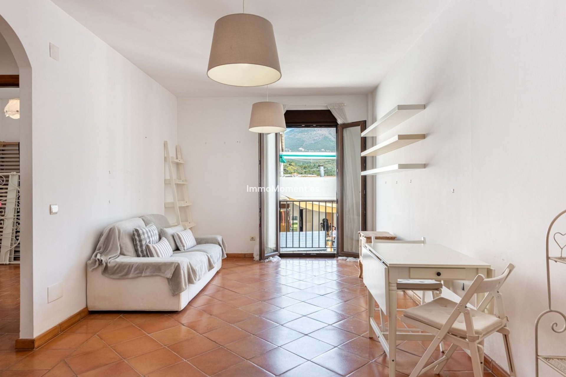 Resale - Apartment - Benahavís - Benahavís Centro