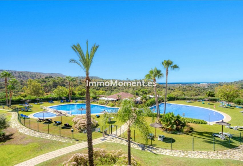 Resale - Apartment - Benahavís - Benahavís Centro