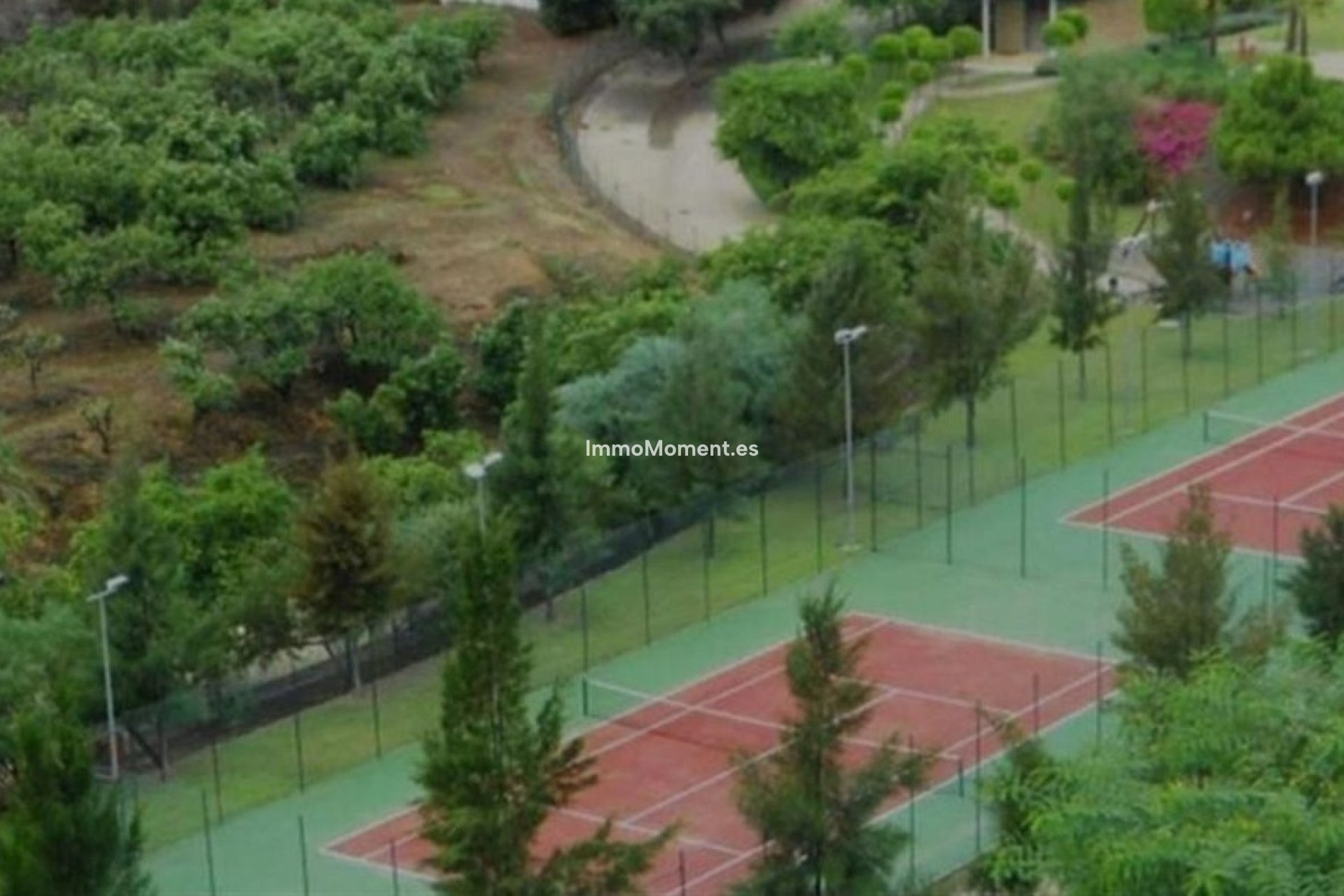 Resale - Apartment - Benahavís - Benahavís Centro