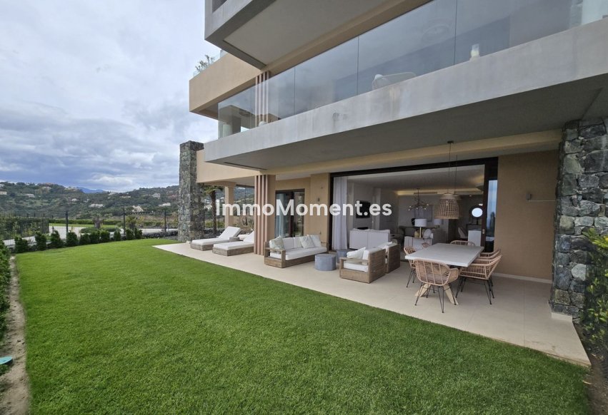 Resale - Apartment - Benahavís - Benahavís Centro