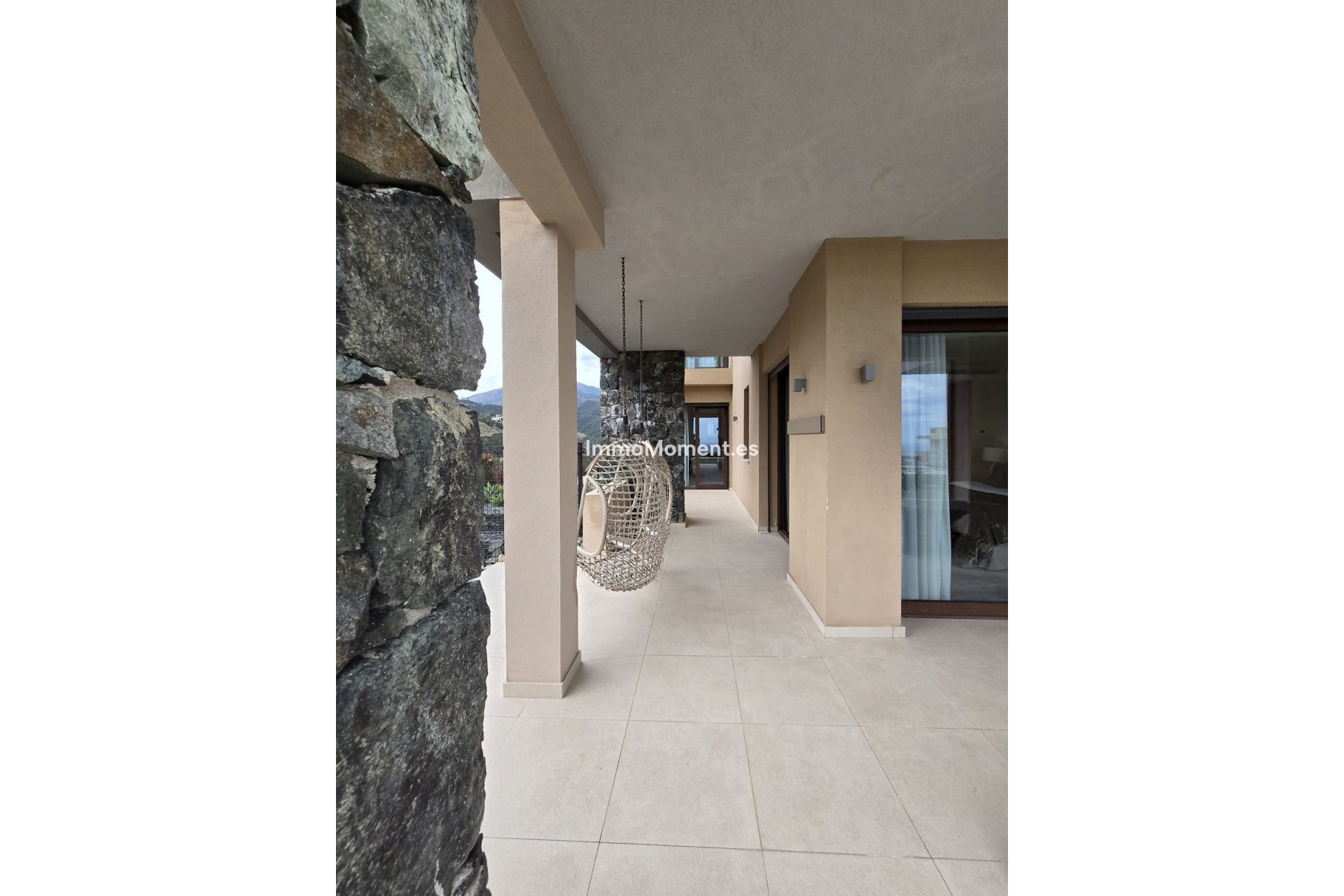 Resale - Apartment - Benahavís - Benahavís Centro