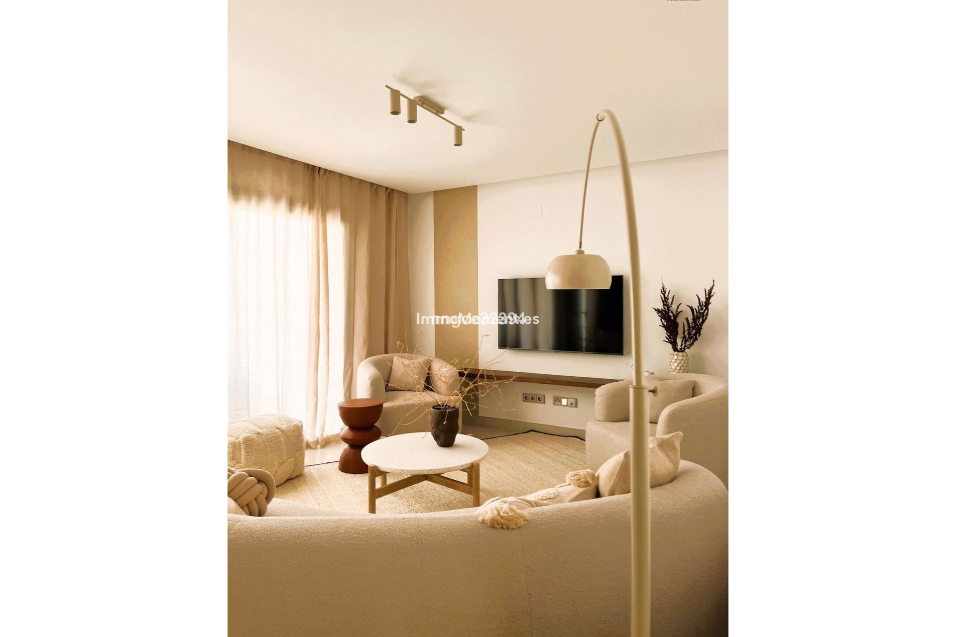 Resale - Apartment - Benahavís - Benahavís Centro