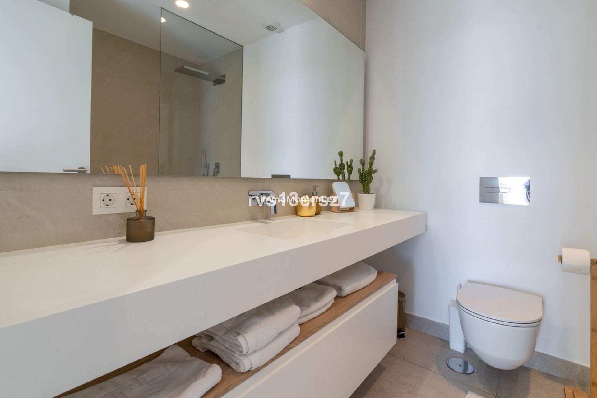 Resale - Apartment - Benahavís - Benahavís Centro