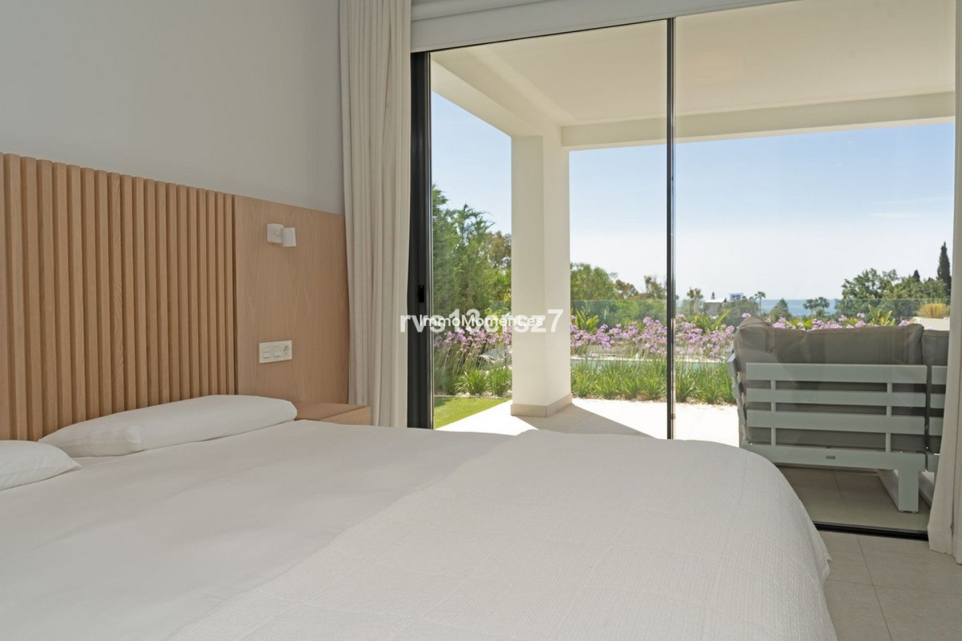 Resale - Apartment - Benahavís - Benahavís Centro