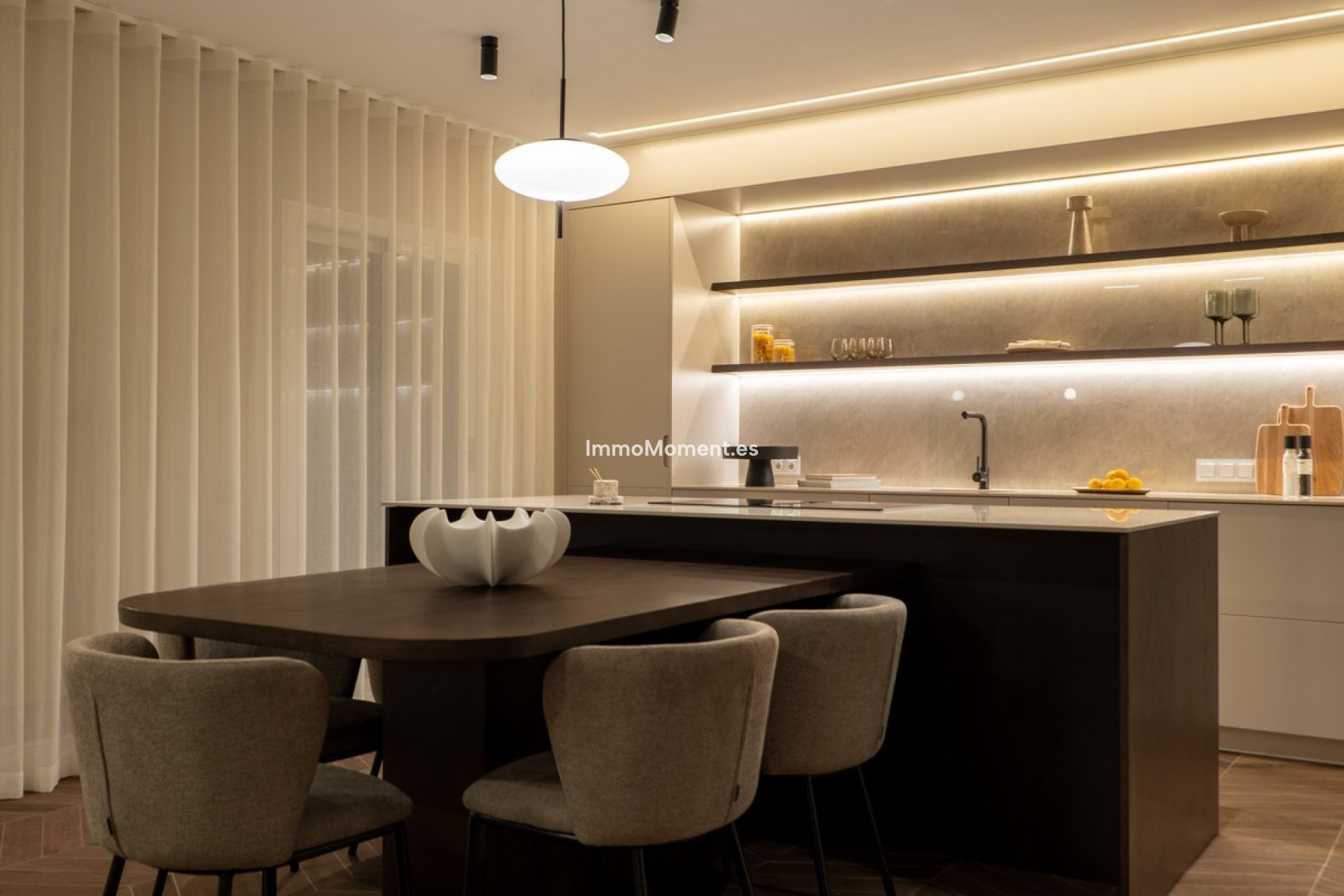 Resale - Apartment - Benahavís - Benahavís Centro