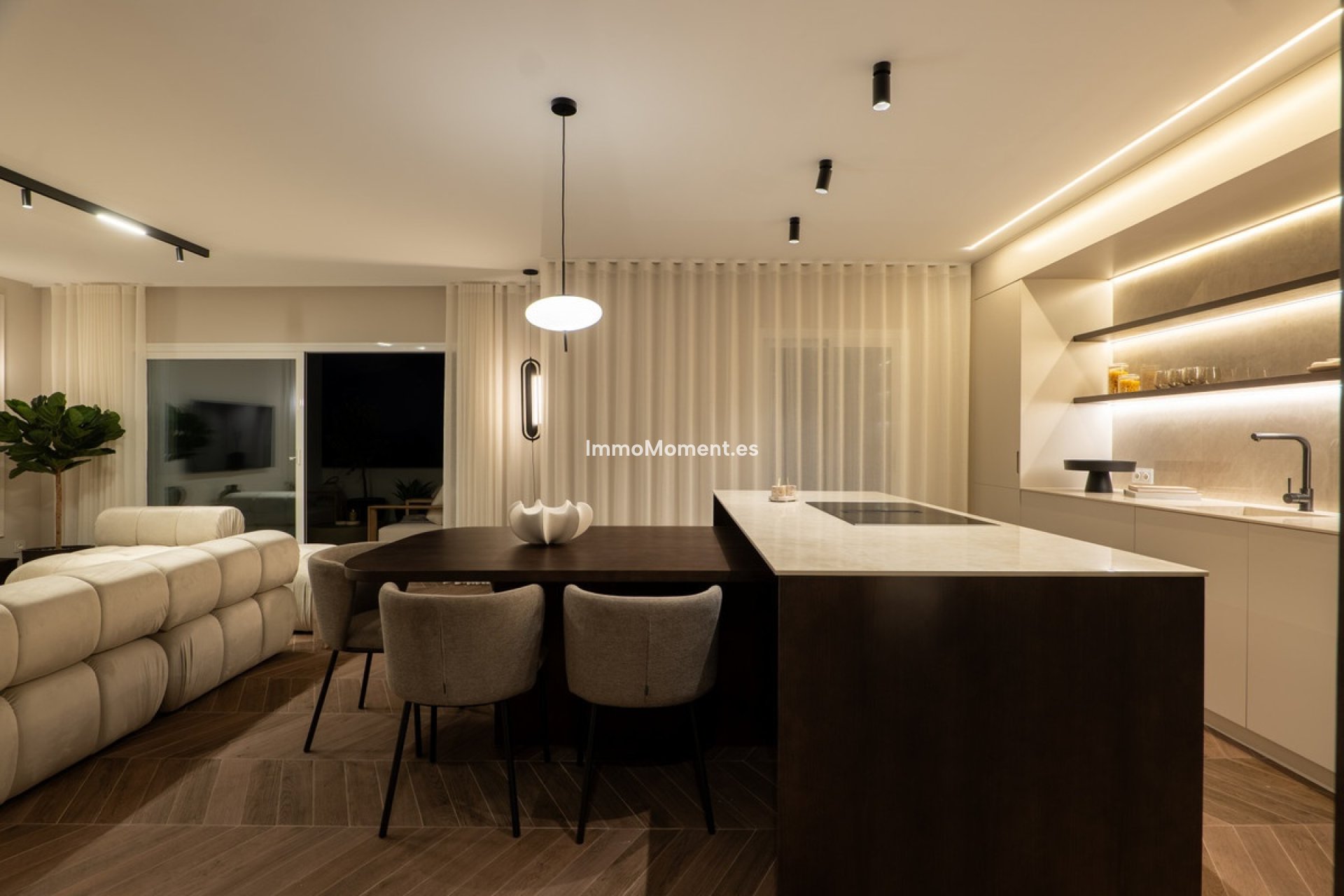 Resale - Apartment - Benahavís - Benahavís Centro