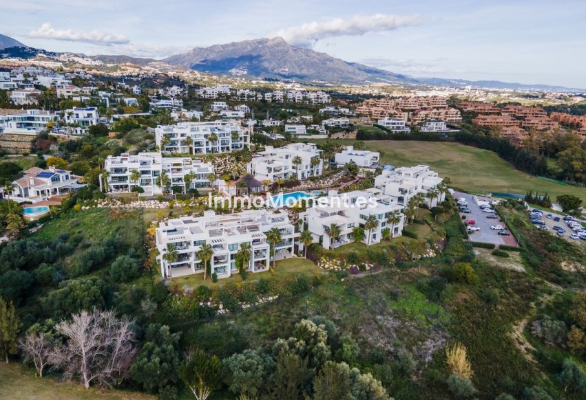 Resale - Apartment - Benahavís - Benahavís Centro