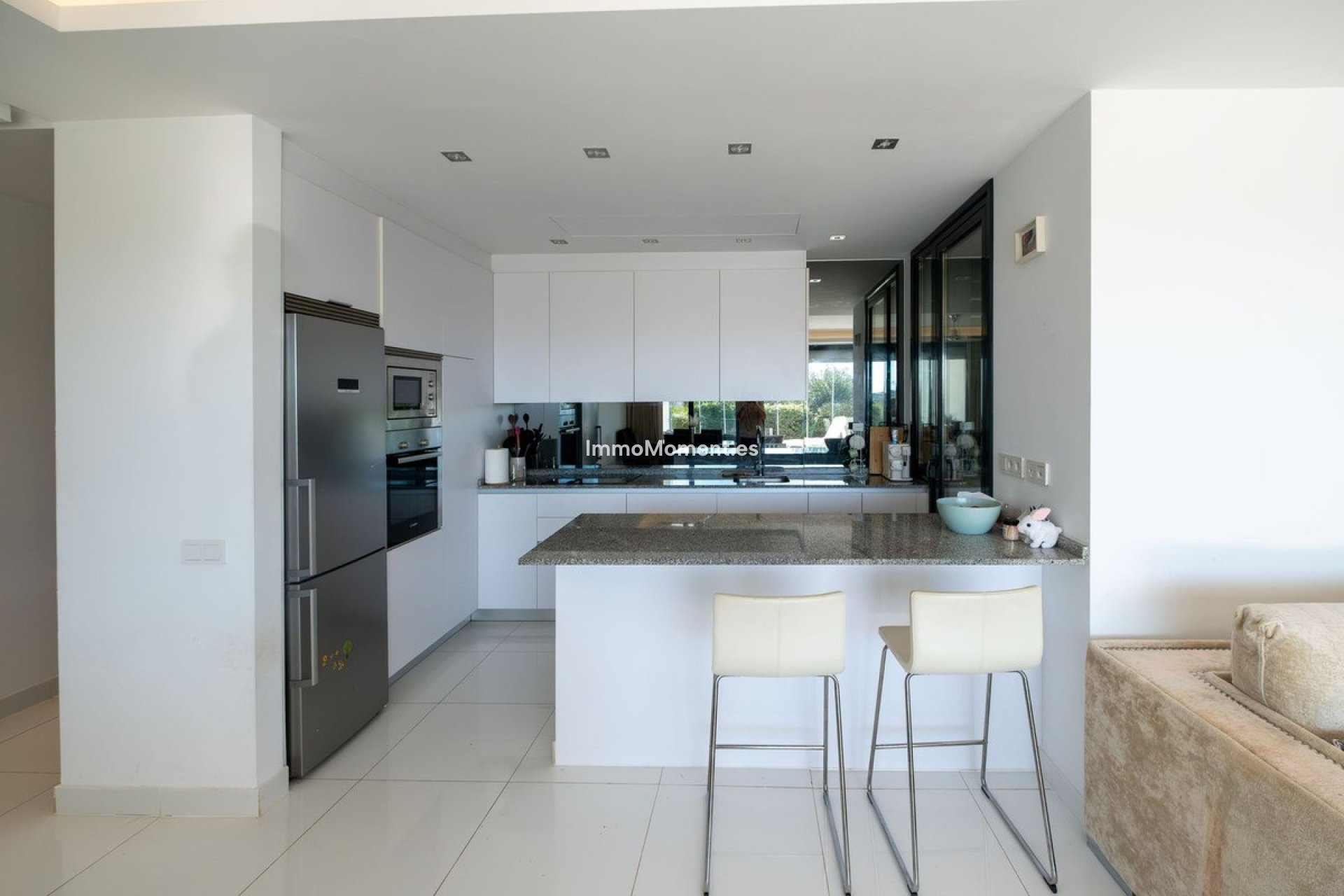 Resale - Apartment - Benahavís - Benahavís Centro