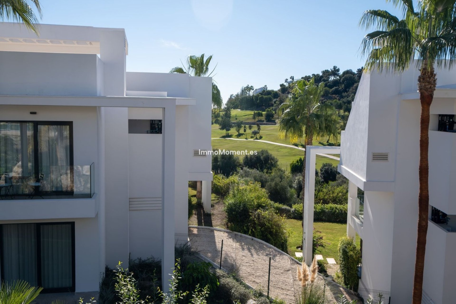 Resale - Apartment - Benahavís - Benahavís Centro