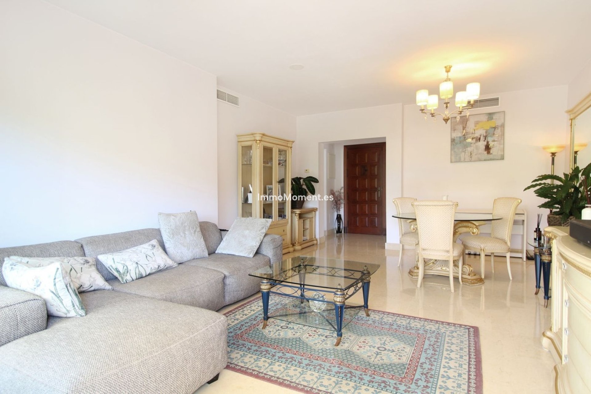Resale - Apartment - Benahavís - Benahavís Centro
