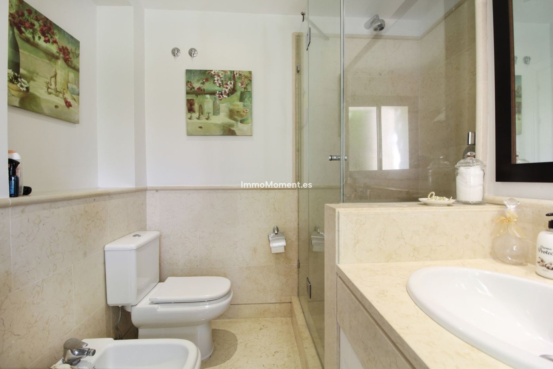 Resale - Apartment - Benahavís - Benahavís Centro