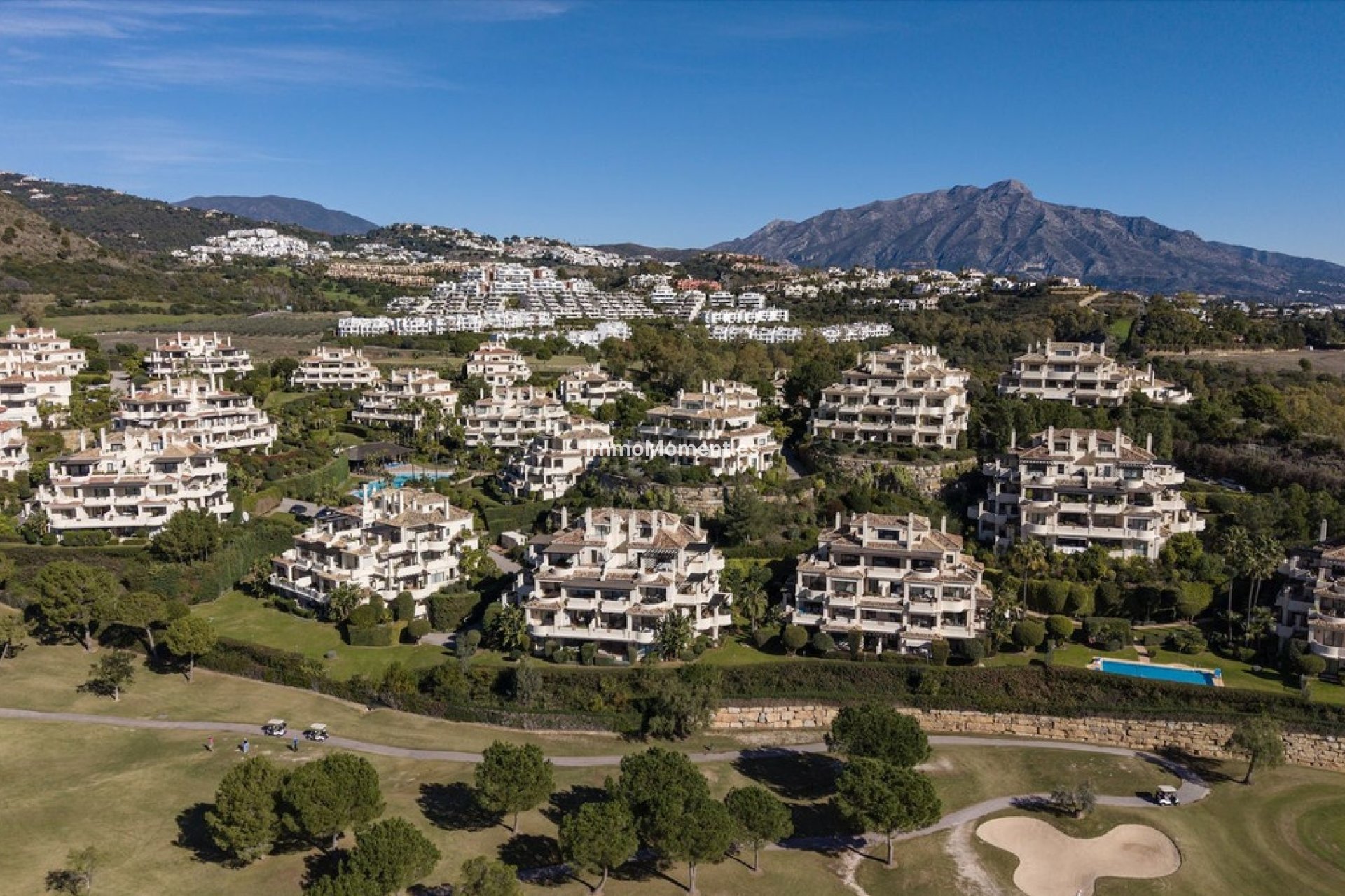 Resale - Apartment - Benahavís - Benahavís Centro