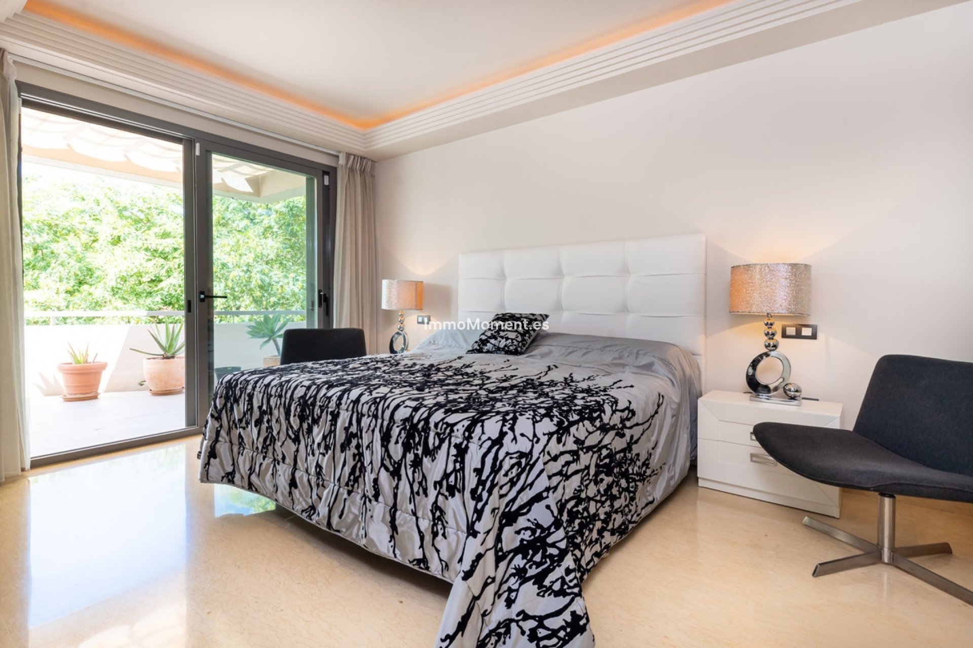 Resale - Apartment - Benahavís - Benahavís Centro