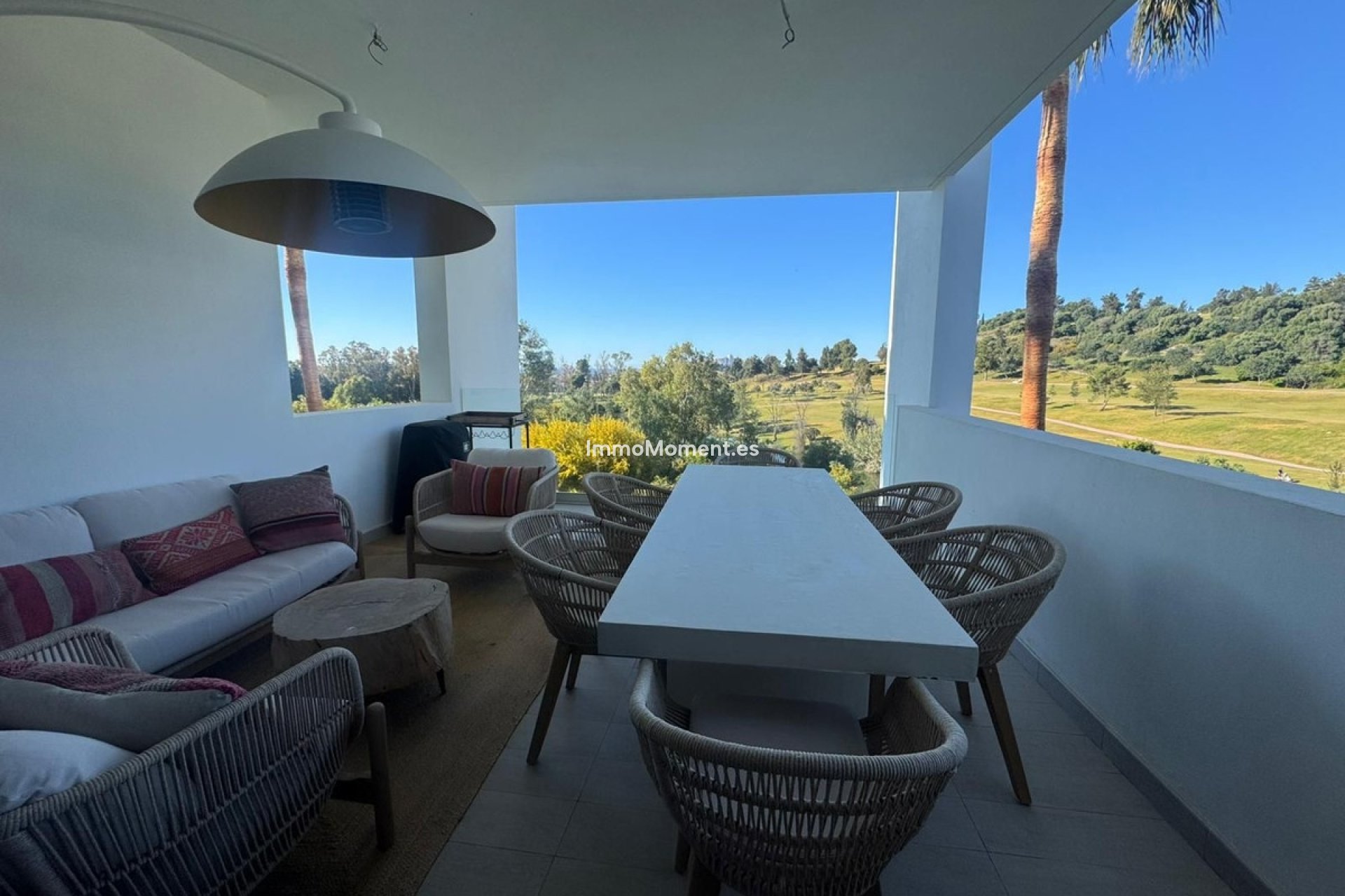 Resale - Apartment - Benahavís - Benahavís Centro