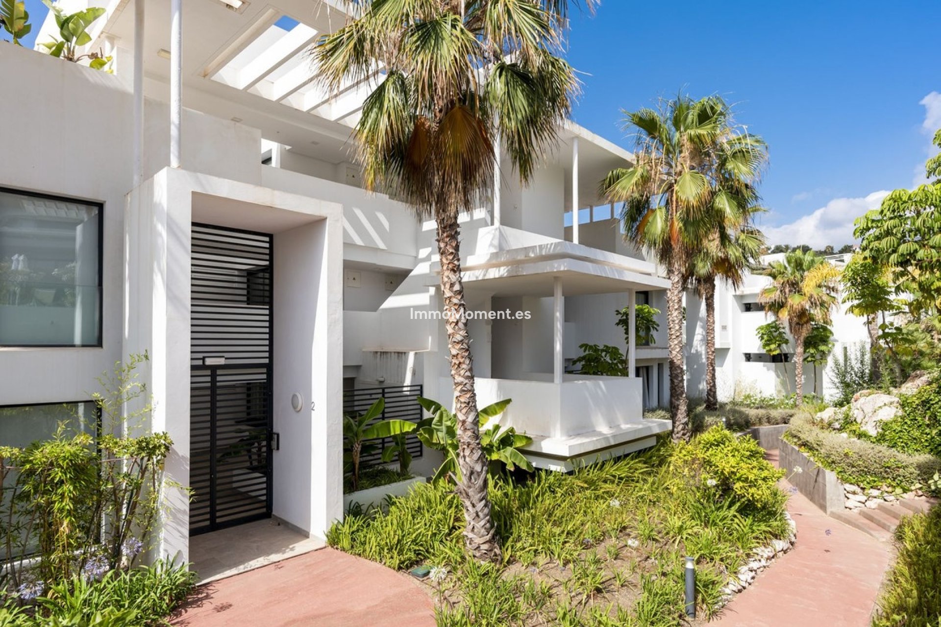 Resale - Apartment - Benahavís - Benahavís Centro